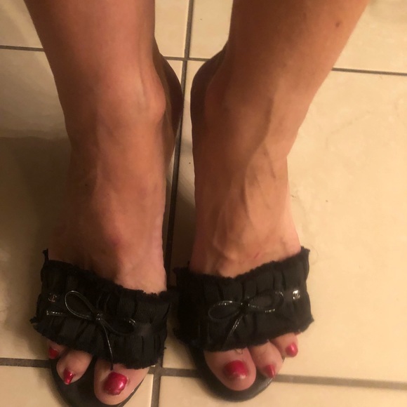 ChANEL  Authentic  Sandals  8 purchase in PARIS - Picture 3 of 7